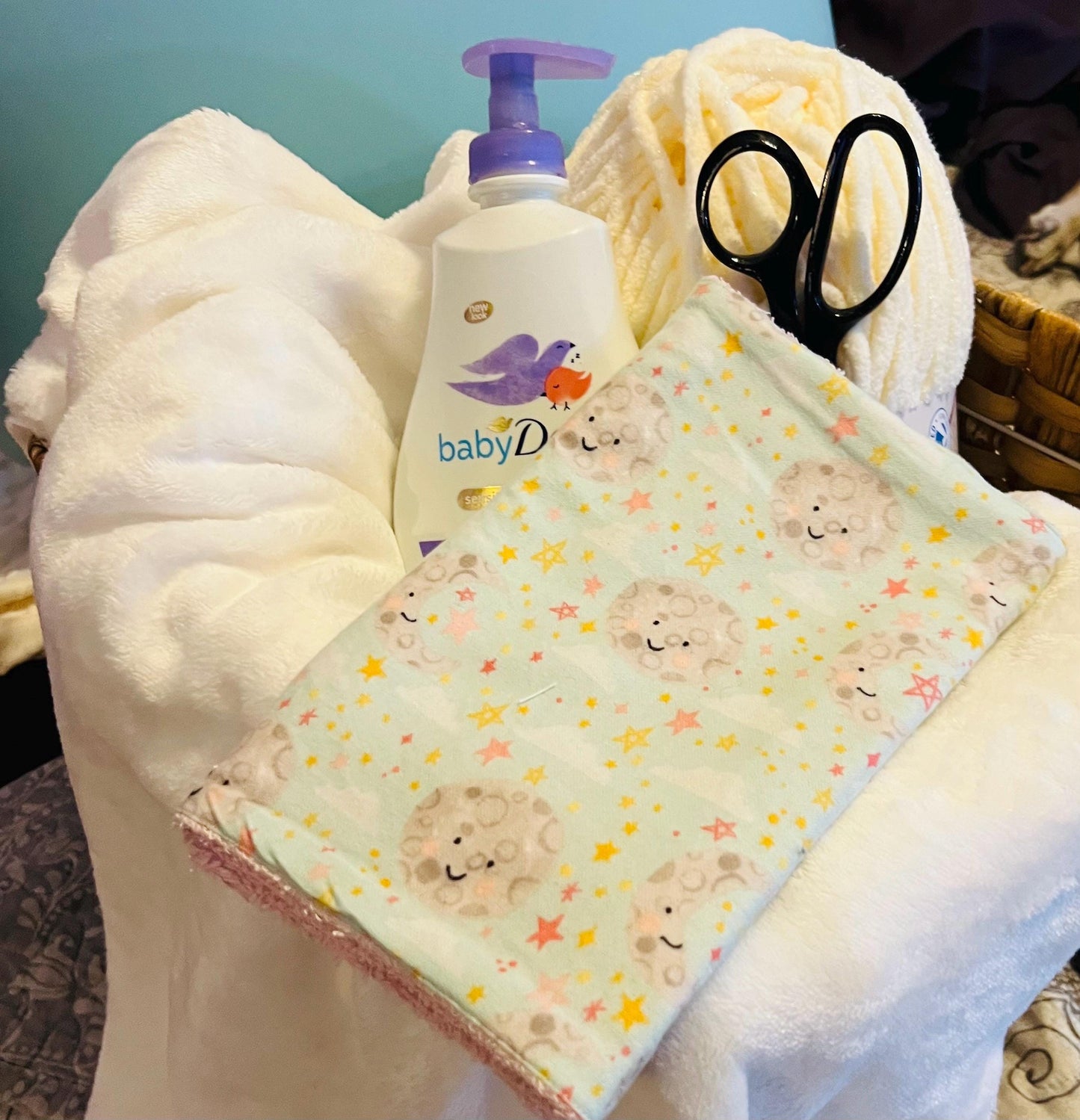 Absorbent Terry & Soft Flannel Baby Burp Cloths | Perfect Baby Shower Gift | Practical Newborn Essentials new mom. Order is for a single.